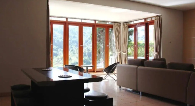 Dago Pakar Villa M2 - 19, Book Villa 3-Star Hotels in Cimenyan, 3*