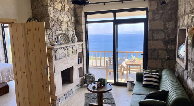 Номер Premium Assos Karadut Taş Otel