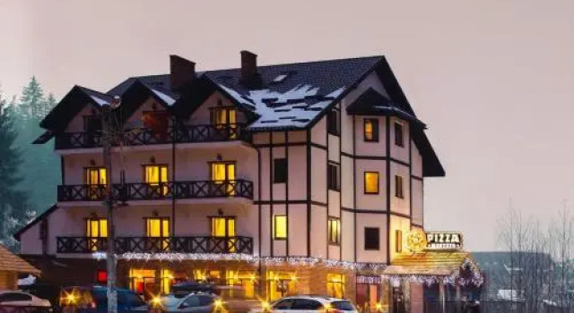 Hotel Monysto, Prenota Hotel Hotel a Ivano-Frankovsk con parcheggio, Parcheggio