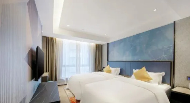 Люкс Maison New Century Hotel