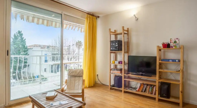 Апартаменты Large 2br with balcony and seaview 2 steps to La Ciotat beach - Welkeys