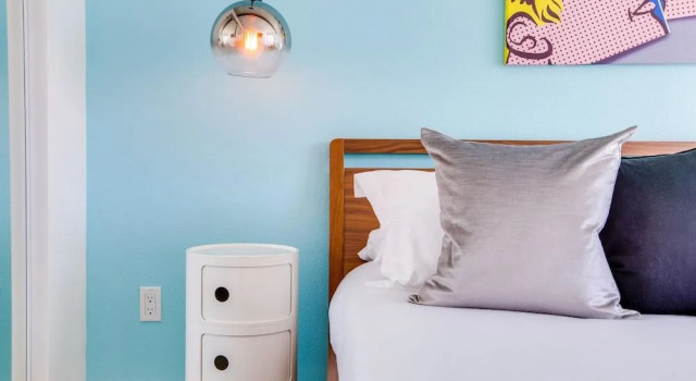 Bubble Gum Modern Holiday home 3
