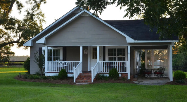 Gin Creek Plantation, Book Bed and Breakfast Hoteller i Moultrie med parkering, Parkering