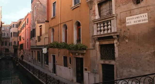 Кровать в общем номере Hotel Locanda Canal