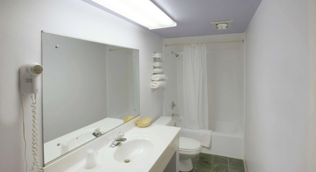 Двухместный номер Standard Americas Best Value Inn Litchfield