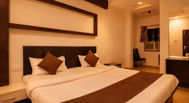 Hotel Just 9 Inn Lucknow