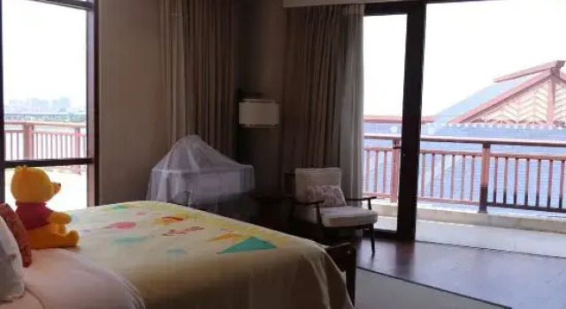 Семейный люкс с видом на озеро Sky Island Lake Resorts & Hotels