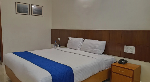 Номер Deluxe Hotel Broadways Inn