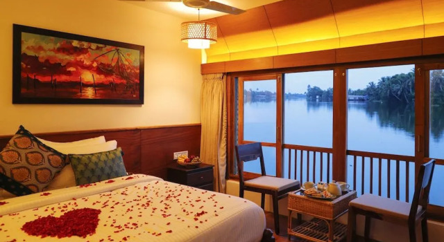 Backwater Retreat Houseboat, Забронировать Отель Аллеппи штат Керала