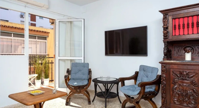 Large Apartment in Prime Location in Fuengirola Ref 98