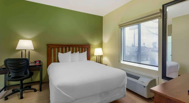 Люкс Extended Stay America Suites Minot