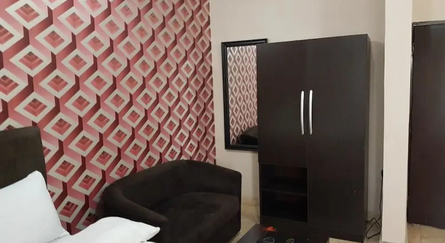 Eddy Vic Hotel