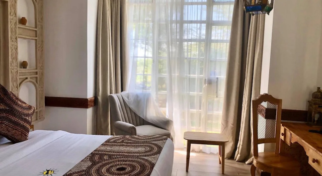 Номер Deluxe с балконом Small World Country Club