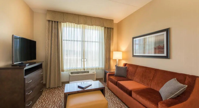 Четырёхместный люкс c 1 комнатой Homewood Suites by Hilton Boston Marlborough