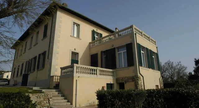 Villa Alma Pace, Забронировать Вилла Виллы Розиньяно-Мариттимо, Вилла