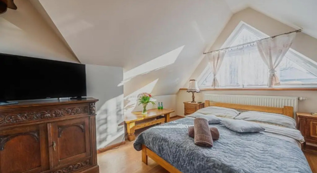 Villa Nawrot Zakopane - Centrum - Blisko Dworca PKP, Забронировать Вилла Коттеджи Закопане, рядом с Нижняя Ровень Крупова, Коттедж