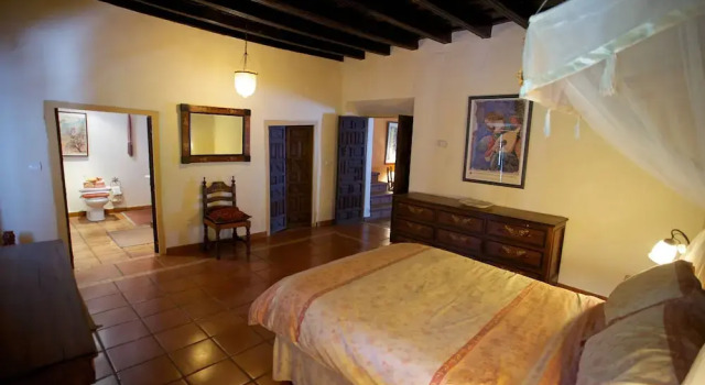 Casa Estrella, Забронировать Отель Алахар Sierra de Aracena y Picos de Aroche, рядом с Часовня Королевы Ангелов
