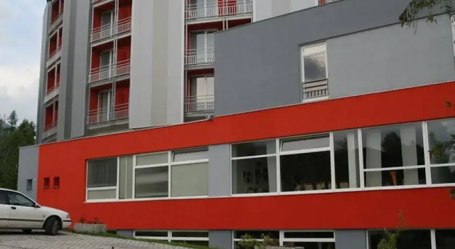 Atrium Hotel