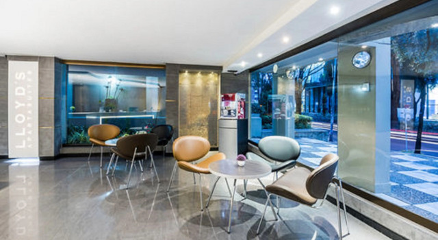 Lloyds Apartasuites Parque 93, Book Hotel Hoteller i Chico med pool, Swimmingpool