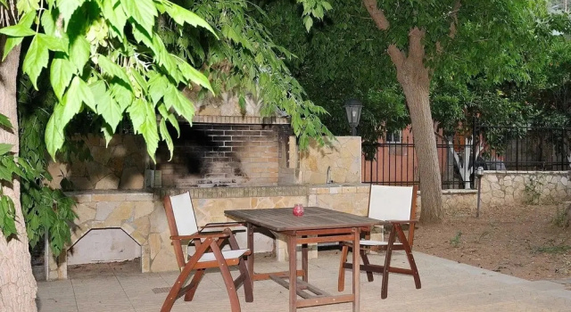 Вилла Family Maisonette by the Beach with Pool
