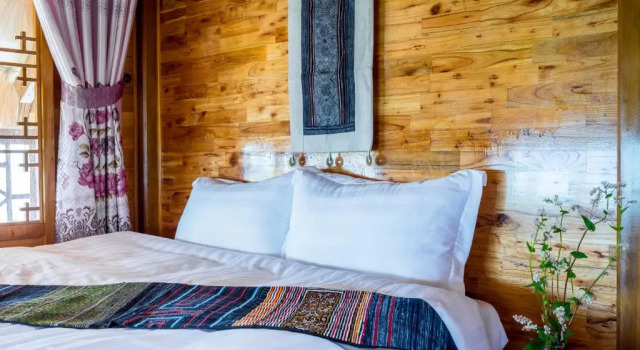 Khen Mong Nature hotel, Rezervovat Hotel Hotely v Lao Cai s bazénem, Bazén