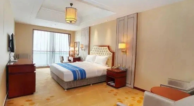 Люкс Business Tianjin Yuetan Hotel