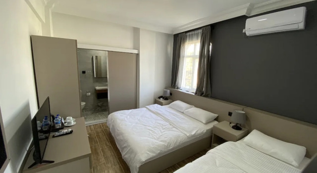 Трёхместный номер Deluxe No57 Suites