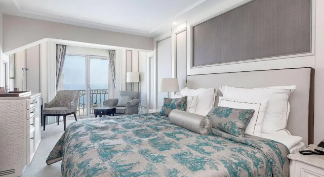 Номер Standard Les Ambassadeurs Marina Hotel & Casino