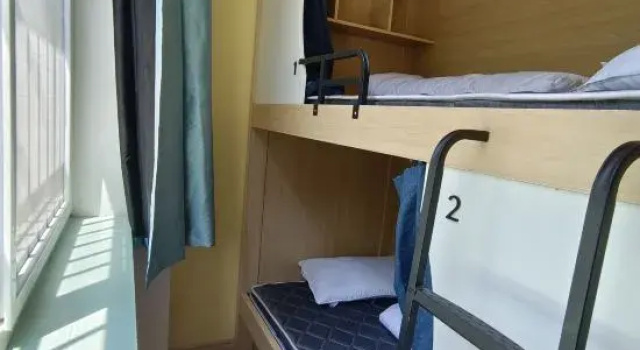 Кровать в общем номере (мужской номер) Zhangdian Lepai Hostel