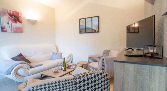 Chez Brigitte (PLC201), Забронировать Отель Плуэска Finistère