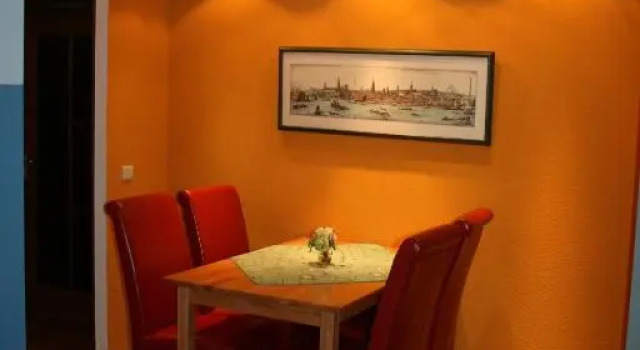 Люкс Albertus Paris Aparthotel