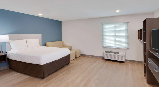 Двухместный номер Standard WoodSpring Suites Bakersfield East