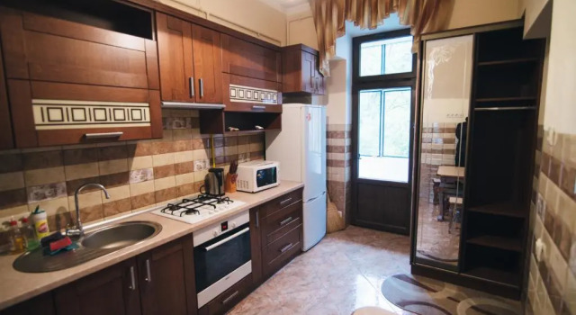 Апартаменты Apartment on Bernarda Meretyna