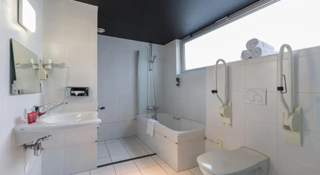 Семейный номер Standard Leonardo Hotel Almere City Center