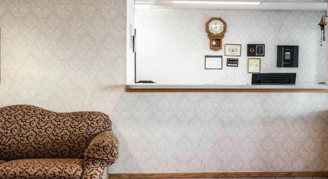 Econo Lodge West Lafayette, Varaa Hotelli Hotellit West Lafayette uima-altaalla, Uima-allas