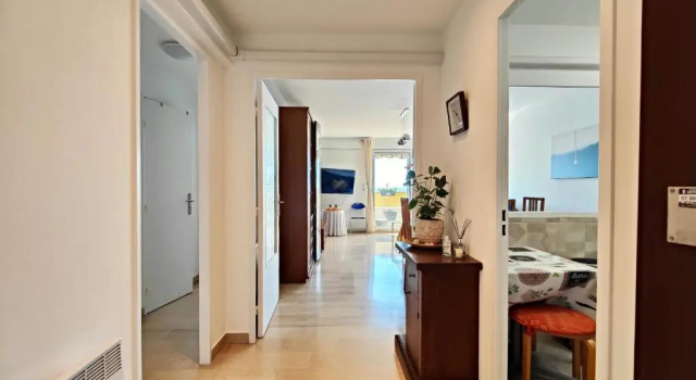 Emeraudes 8 vue mer by Booking Guys, Забронировать Отель Fabron Ницца, рядом с Пляж Фаброн