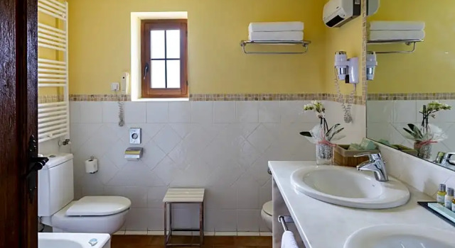 Полулюкс Standard Parador de Tortosa