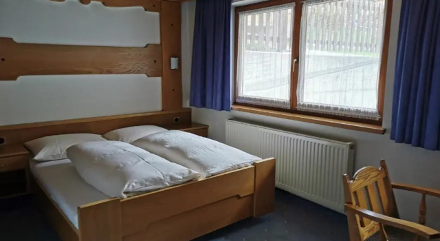 Hotel Edi, Book Hotel Samnaun Engadin