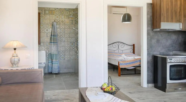 Danai House, Book Hotel  