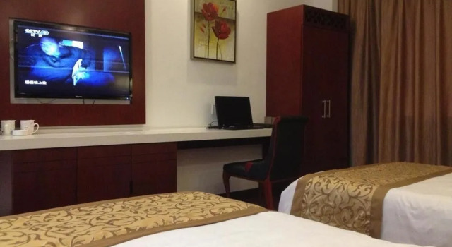 Honghu Jintai Hotel, Buchen Sie Hotel Honghu China