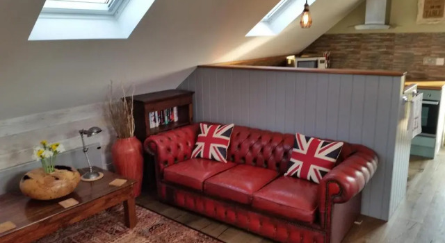 Апартаменты Little Orchard House Self-catering Garden View apartment