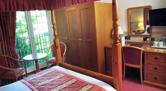 Номер Luxury Little Silver Country Hotel