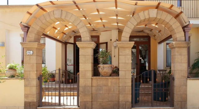 Sammartano Hotels