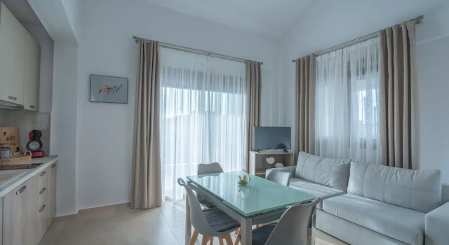 Kalli's Apartments, Rezerwuj Apartament Hotele w Sithonia z parkingiem, Parking