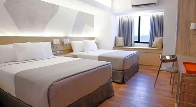 Номер Standard с видом на залив TRYP by Wyndham Mall of Asia Manila