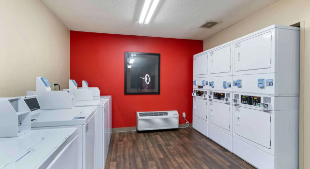 Extended Stay America Select Suites - Des Moines - Urbandale, Забронировать Отель Урбандейл Айова