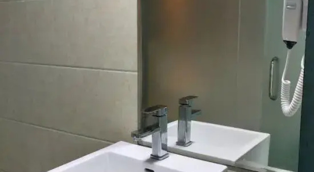 Jinping 365 Express Hotel, Book Hotel  