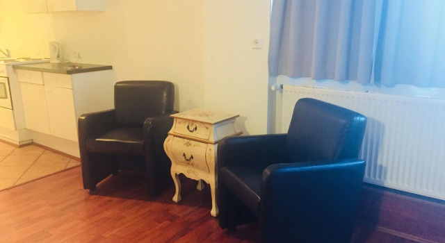 Atlantic Apartments and Rooms, Забронировать Апартаменты/квартира Отели Хёвюдборгарсвайдид с парковкой, Парковка