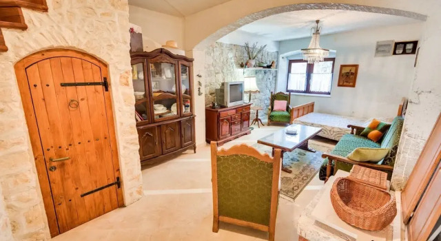 Land - 100m From the sea - A2