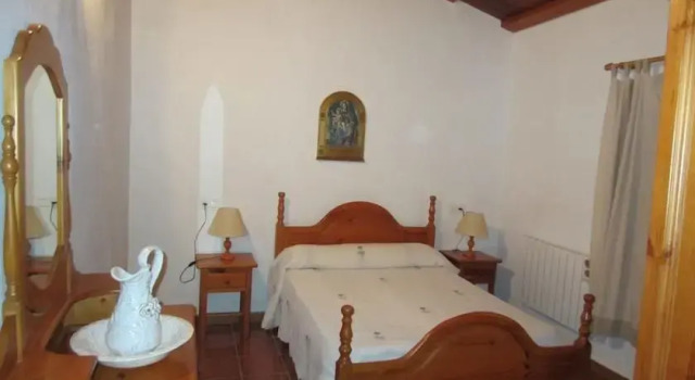 La Puente De Serrato, Rezervați Hotel Serrato Andalucía
